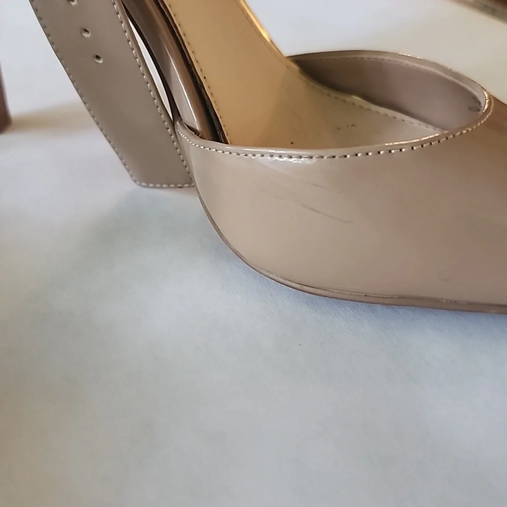 JESSICA SIMPSON CAMBY nude patent ankle strap sandal. 8.5 - Picture 3 of 4